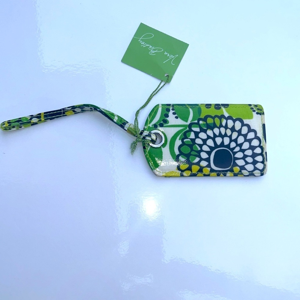Vera Bradley Vibrant Green and Yellow Lime’s 🍋🟩 Up Luggage Tag NWT - Picture 3 of 3